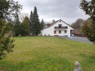 Großes Grundstück mit Architektenhaus in sehr guter und ruhiger Wohnlage in Bad Berneck - Bad Berneck (Fichtelgebirge)