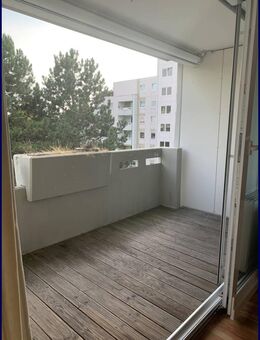 Geräumiges Appartement mit Einbauküche und großem Balkon - Erkrath (Fundort des Neanderthalers)