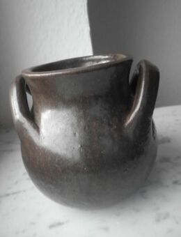 Vase Henkelvase aus Töpferei Handarbeit Kunsthandwerk braun 4,- - Flensburg