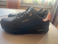 Skechers Gr.37 neu - Warstein