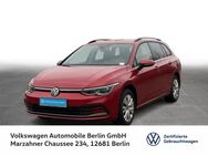 VW Golf Variant, 1.5 TSI Style, Jahr 2022 - Berlin