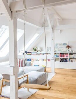 HOMESK - 4-Zimmer-Dachgeschosswohnung mit Dachterrasse und Blick über Berlin in Neukölln - Berlin