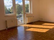 Wohnberechtigungsschein erforderlich ! Schöne, helle 3,5 Zimmer Wohnung an kleine Familie zu vermieten ! - Herne