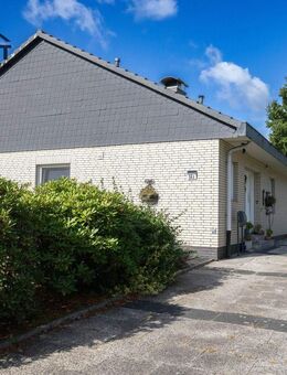 Geschmackvoll und individuell - Bungalow in Klein Offenseth-Sparrieshoop - Klein Offenseth-Sparrieshoop