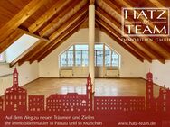 Großzügige Dachgeschoss-Wohnung im Zentrum von Passau! Ideal als 3er WG geeignet! - Passau