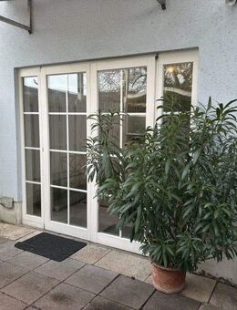 Walldorf: kleine 2-ZKB- Wohnung im Gewerbegebiet mit Terrasse für Einzelperson - Walldorf (Baden-Württemberg)