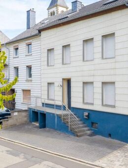 Großzügiges Familienhaus mit Garten - ideal zum Wohnen & Arbeiten in Wellen - Wellen