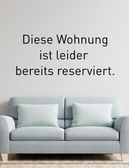 Großzügige 2-Zimmer-Dachgeschosswohnung mit Balkon und EBK in 97076 Würzburg, Lengfeld - Würzburg