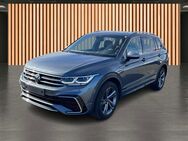 VW Tiguan, 2.0 TSI Allspace R-Line, Jahr 2024 - Dresden