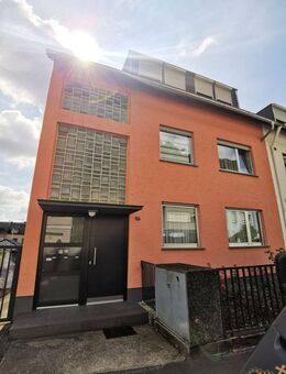 DG-Wohnung: 3 Zimmer mit EBK – Renoviert & bezugsbereit - Trier