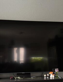 Samsung SmartTV 85" - Köln