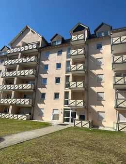 -Eigentumswohnung als Kapitalanlage- Grüne Wohnlage mit Weitblick, Südbalkon und TG-Stelplatz - Chemnitz