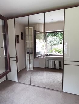 Schlafzimmerschrank zu verkaufen - Hürth