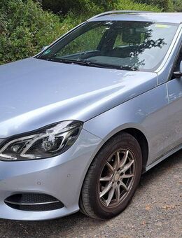 Mercedes W212 T-Modell E 220 CGI Avantgard, AHK, Klima, SHD, Navi uvm. - Dassel