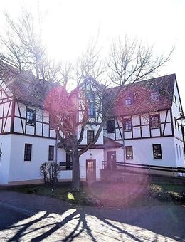 Wohnen im Grünen: 3-Raum-Wohnung in Stedtfeld mit Stellplatz - Eisenach