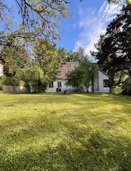 Seltene Gelegenheit -Exklusive Lage Grundstück in Amberg-Mariahilfberg mit Haus und Anbau - Amberg