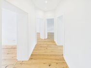 Kernsaniert: Wunderschöne 3 Zi. Altbauwohnung mit Balkon - Hannover