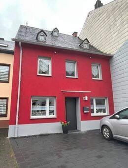 Trier Ehrang - top saniertes EFRH mit schönem Garten u. 2 Stellplätzen in ruhiger,zentraler Randlage - Trier