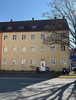 Achtung Kapitalanläger: Mehrfamilienhaus mit 5 Wohneinheiten und Ausbaupotenzial in beliebter Lage von Nürnberg - Nürnberg