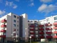 geräumige 3-Raum-Wohnung mit Terrasse - Stralsund
