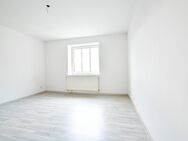 Helle 2-Raum-Wohnung mit Balkon und praktischen Abstellraum in Chemnitz - Chemnitz