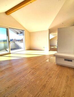Dachterrassenwohnung mit großer Südterrasse und unverbauter Sicht in die Alpenkette! - Bad Aibling