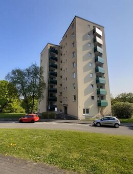 Super moderne Wohnung mit Balkon und tollem Ausblick - Remscheid