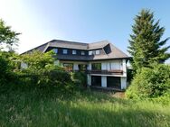 Exklusive Villa mit 515 m² + 4.080 m² Grundstück mit Sanierungsbedarf - Bad Driburg