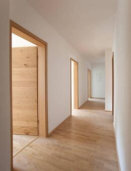 Für Kapitalanleger: 4,5-Zi.-Wohnung mit Balkon und Galerie im Herzen von Rottenburg - derzeit vermietet - Rottenburg (Laaber)