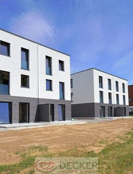 Wohnen mit Stil - Neubau-DHH in Geiselhöring ++Decker Immobilien++ - Geiselhöring