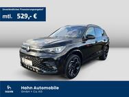 VW Tiguan, 2.0 TDI r-line, Jahr 2024 - Schorndorf (Baden-Württemberg)