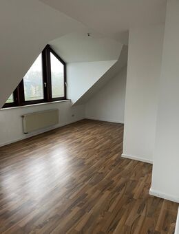 Geräumige 2 Zimmerwohnung mit super Ausblick - Düren
