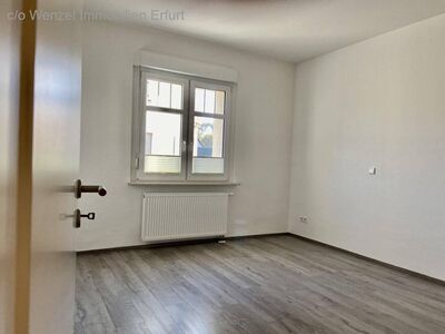 Gemütliche Zwei-Zimmer Wohnung mit Balkon in EF-Bischleben