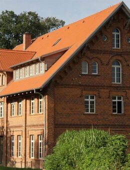 Modernes Denkmalobjekt auf 5200 qm Grund - Rechlin