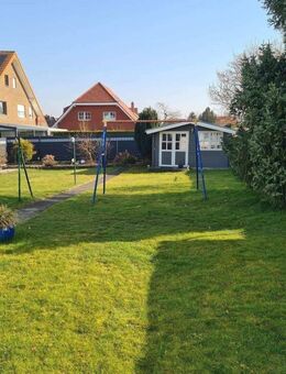 1 bis 2 Familienhaus, Keller, Kamin, Garage und großes Grundstück direkt in Geseke ! - Geseke