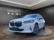 BMW 218 Active Tourer, i Luxury Line, Jahr 2024 - Freiberg