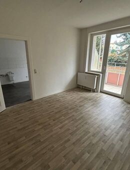 2-Zimmer-Erdgeschosswohnung mit Balkon in ruhiger Lage! - Magdeburg