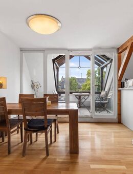 Lichtdurchflutete 4-Zi. Dachgeschoss-Maisonette-Wohnung in begehrter Top-Lage in Karlsruhe - Karlsruhe
