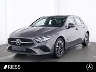 Mercedes A 200, Progressive Winterpak, Jahr 2023 - Tuttlingen