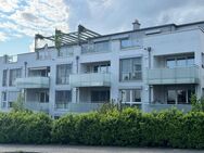 Schöne großzügige 3 - Zimmerwohnung mit Terrasse und einem eigenen Garten - Göttingen