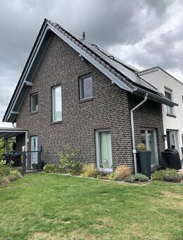 Moderne Doppelhaushälfte in guter Lage, PV, Smart-Home & Klimaanlage - Greven (Nordrhein-Westfalen)