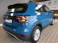 VW T-Cross, Life, Jahr 2020 - Lastrup