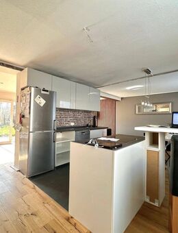 DHH in Top Lage von Refrath mit guter Substanz und viel Potenzial. - Bergisch Gladbach