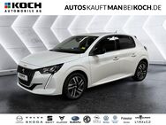 Peugeot 208, 100 Allure ACP AA, Jahr 2022 - Berlin