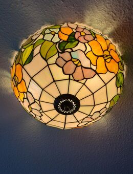 Tiffany Deckenlampe und 2 Nachttischlampen - Offenhausen