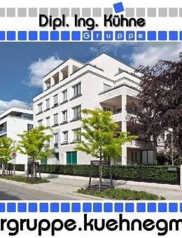 Dachgeschosswohnung mit eigenem Poolbereich - Berlin