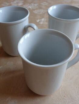 Haushalt - Geschirr - Becher - Trinkbecher, weiß, 3 Stück 3,00 € - Hamburg