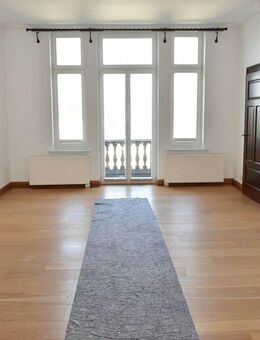 Modernst wohnen in einer 6-Zi-Whg mit Balkon in denkmalgeschützter Villa! - Friedrichroda