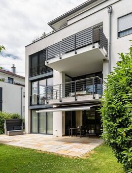 Moderne 4-Zi-EG-Wohnung, barrierefrei, Lift, Hobbyraum, Garten, Stellplätze - Bad Tölz