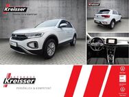 VW T-Roc, 1.5 TSI Life IQ DRIVE, Jahr 2023 - Ulm